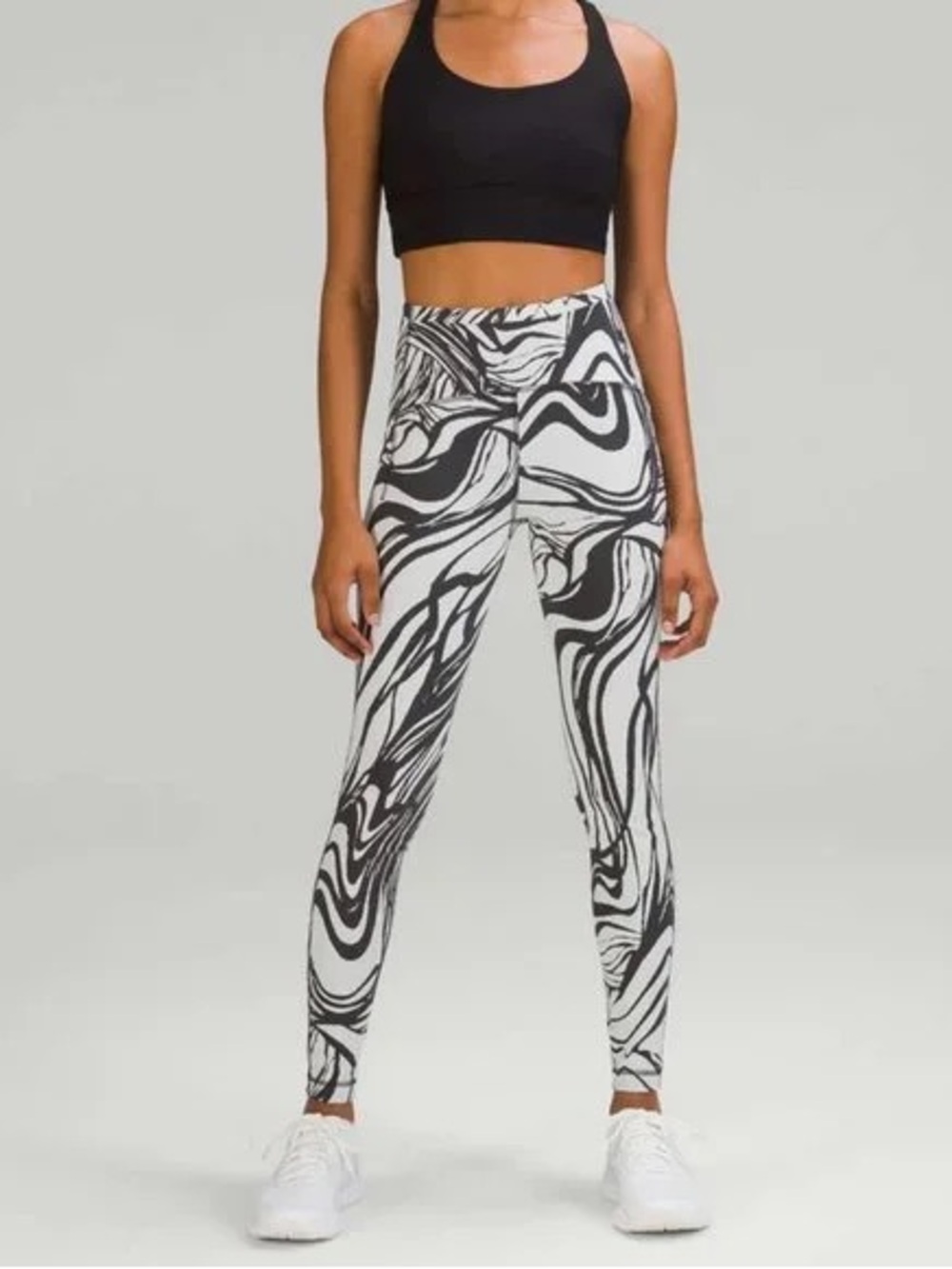 Lululemon NWOT Black White Printed Leggings High Rise Athletic Yoga Women’s 4